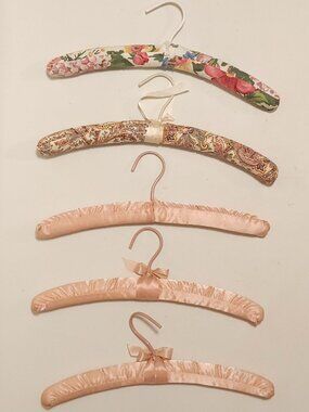 Vintage Satin Hanger Perfect for delicate garments Padded Hangers Lot of 5